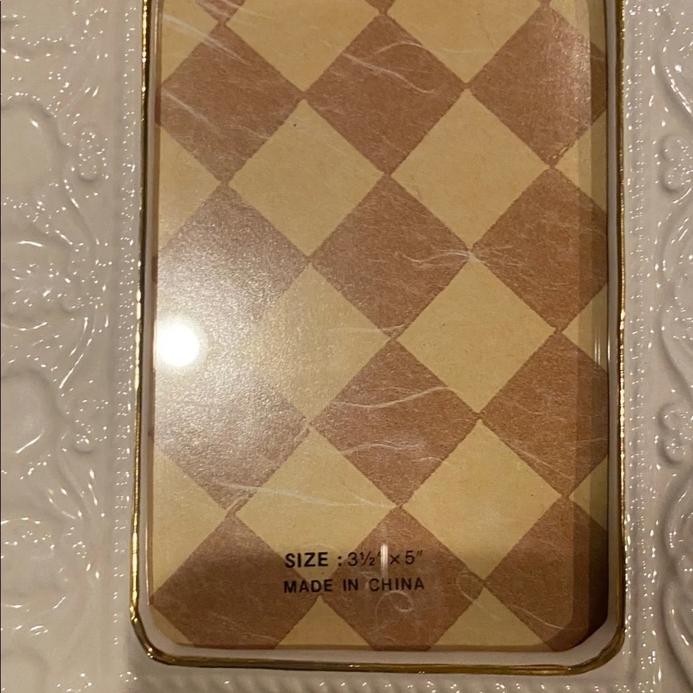 Decorative Ceramic Off White Photo Frame with Glass. 3.5 x 5”
